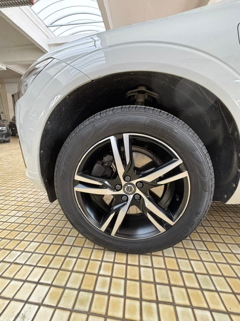 VOLVO XC60 T8 eAWD R-Design Geartronic-image-9
