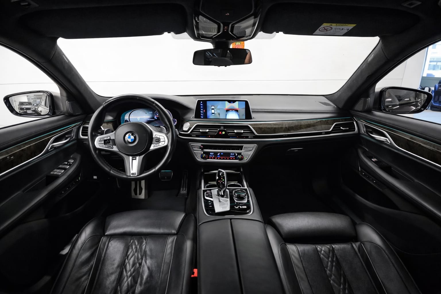 BMW M760Li xDrive Steptronic *CH-Fahrzeug* *Vollausstattung* *Leasing ohne Anzahlung ab 720.--image-6