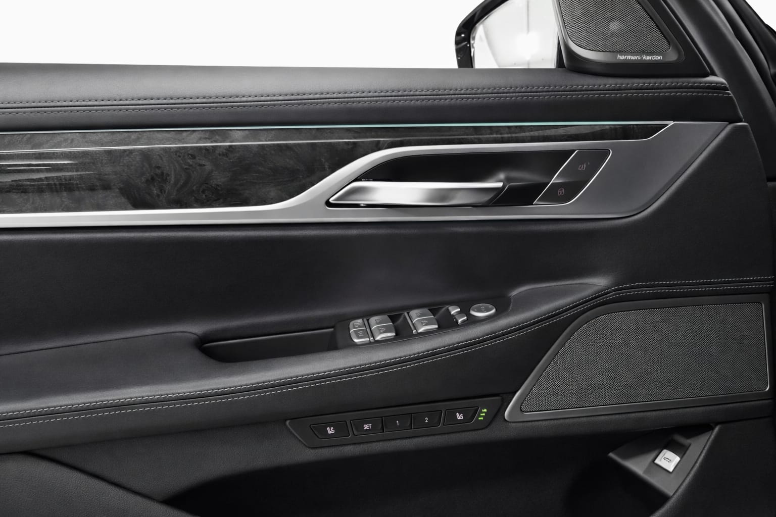 BMW M760Li xDrive Steptronic *CH-Fahrzeug* *Vollausstattung* *Leasing ohne Anzahlung ab 720.--image-13
