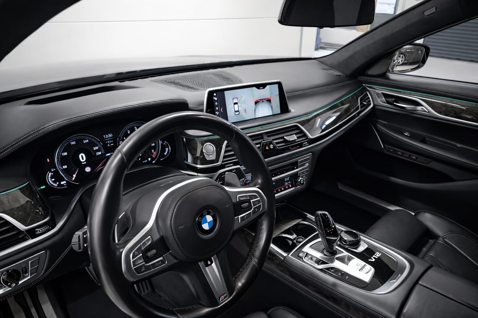 BMW M760Li xDrive Steptronic *CH-Fahrzeug* *Vollausstattung* *Leasing ohne Anzahlung ab 720.--image-5