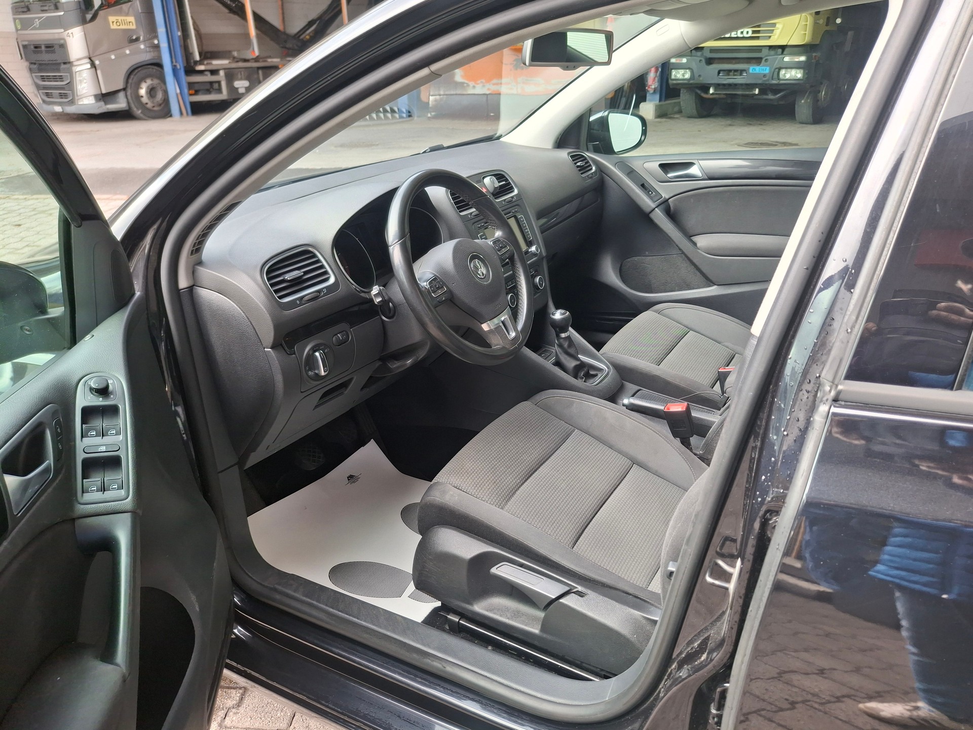VW Golf 1.4 TSI Highline-image-5