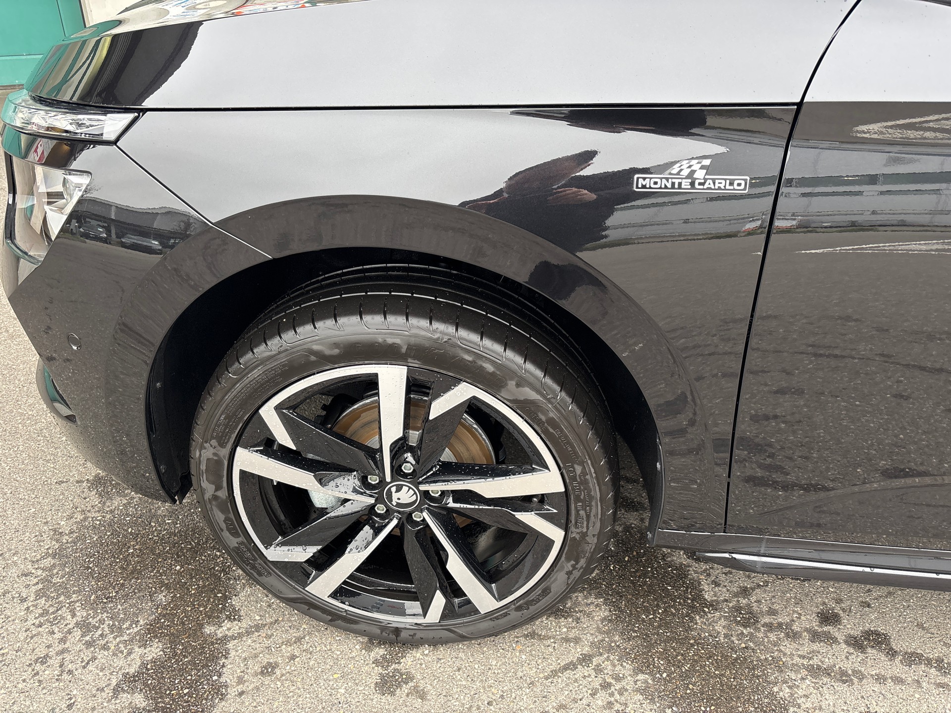 SKODA Kamiq 1.0 TSI Monte Carlo DSG-image-18