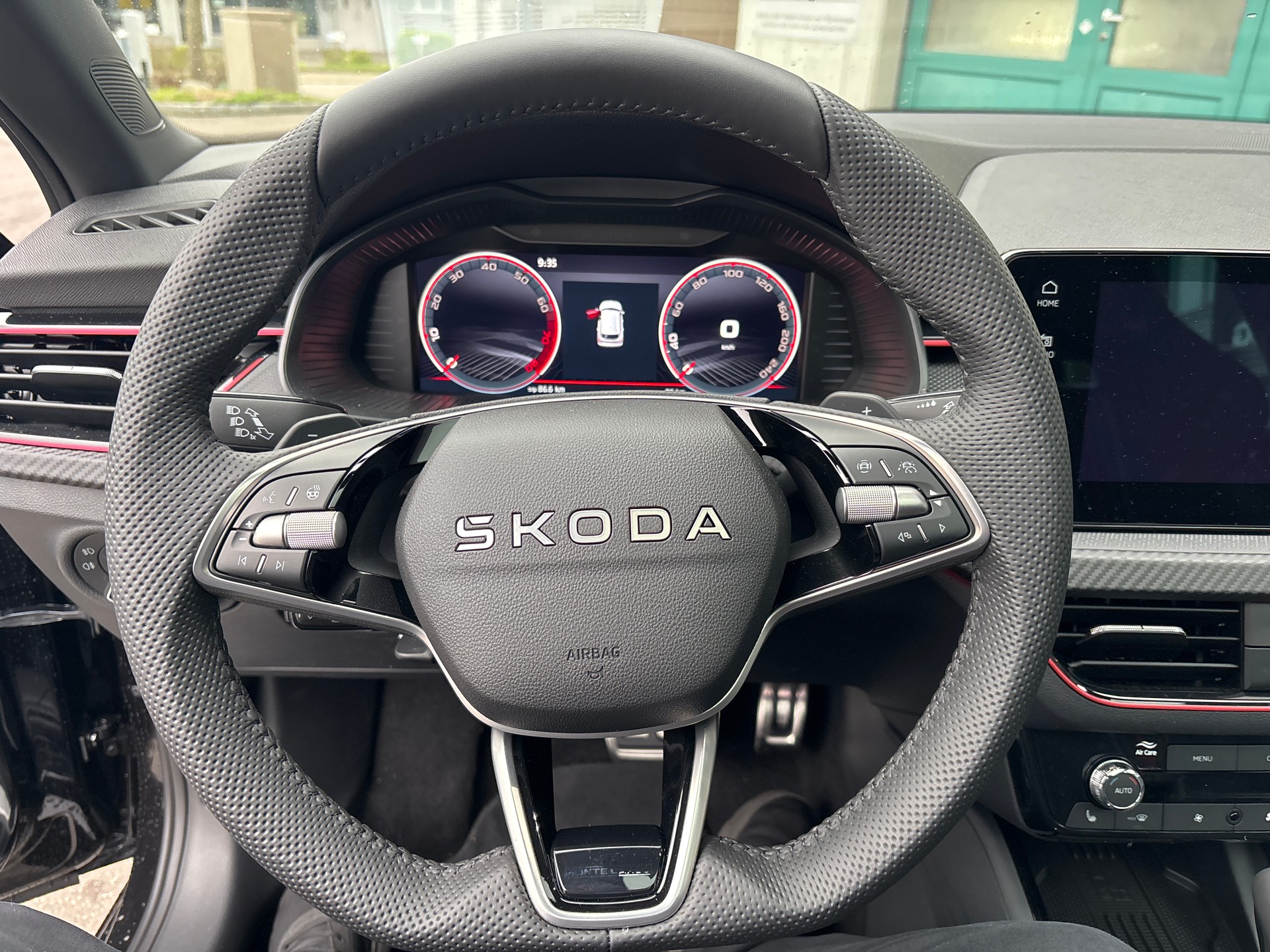 SKODA Kamiq 1.0 TSI Monte Carlo DSG-image-11