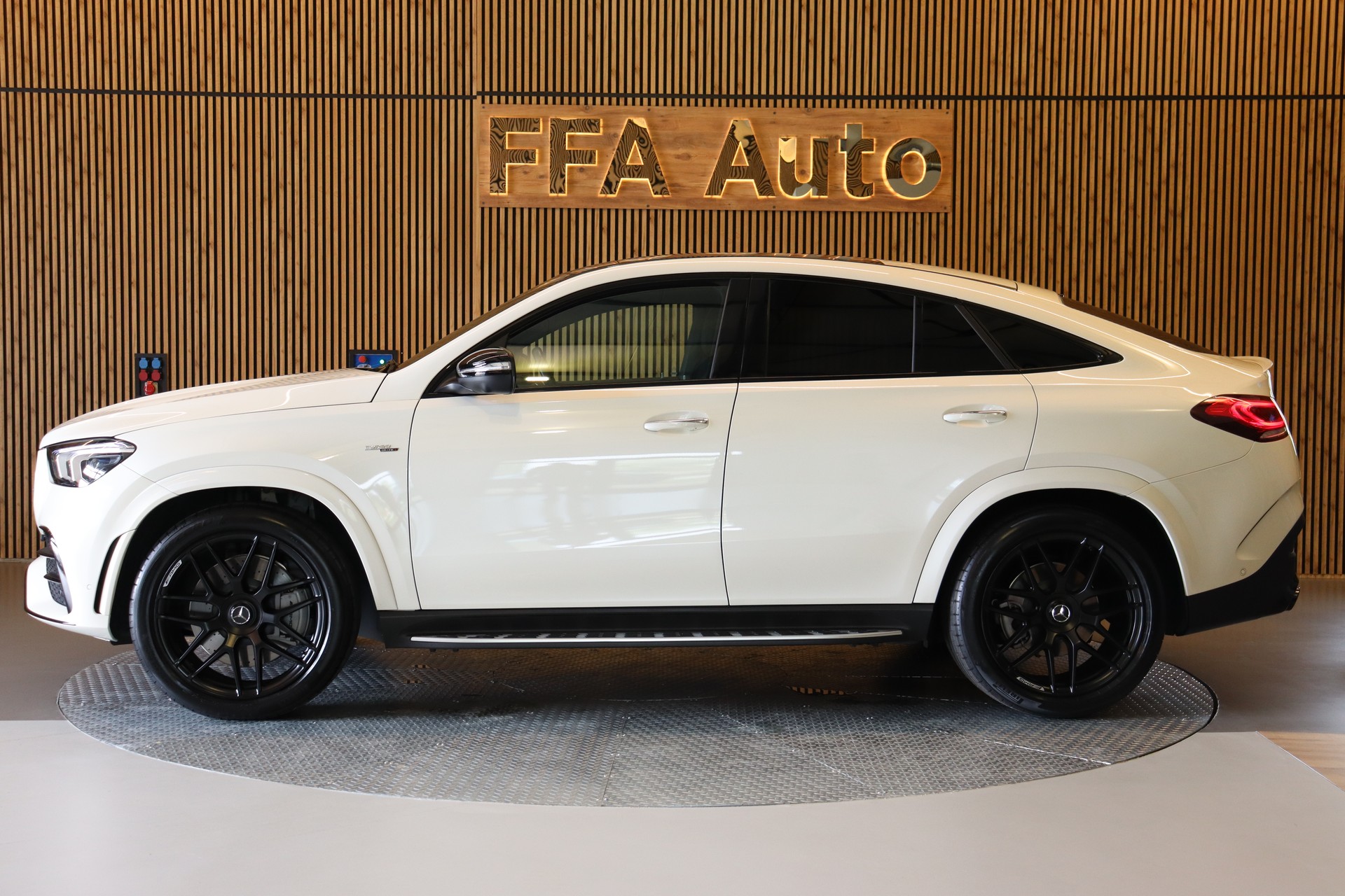 MERCEDES-BENZ GLE 53 AMG 4matic+ Coupé-image-10