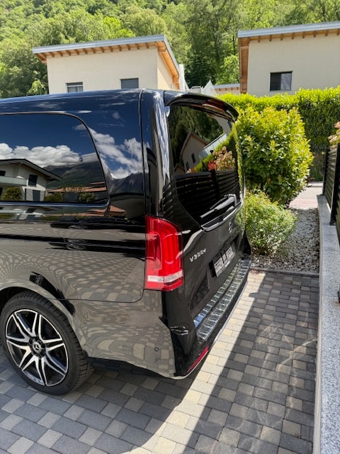MERCEDES-BENZ V 300 d AMG Extralang Avantgarde 9G-Tronic-image-3