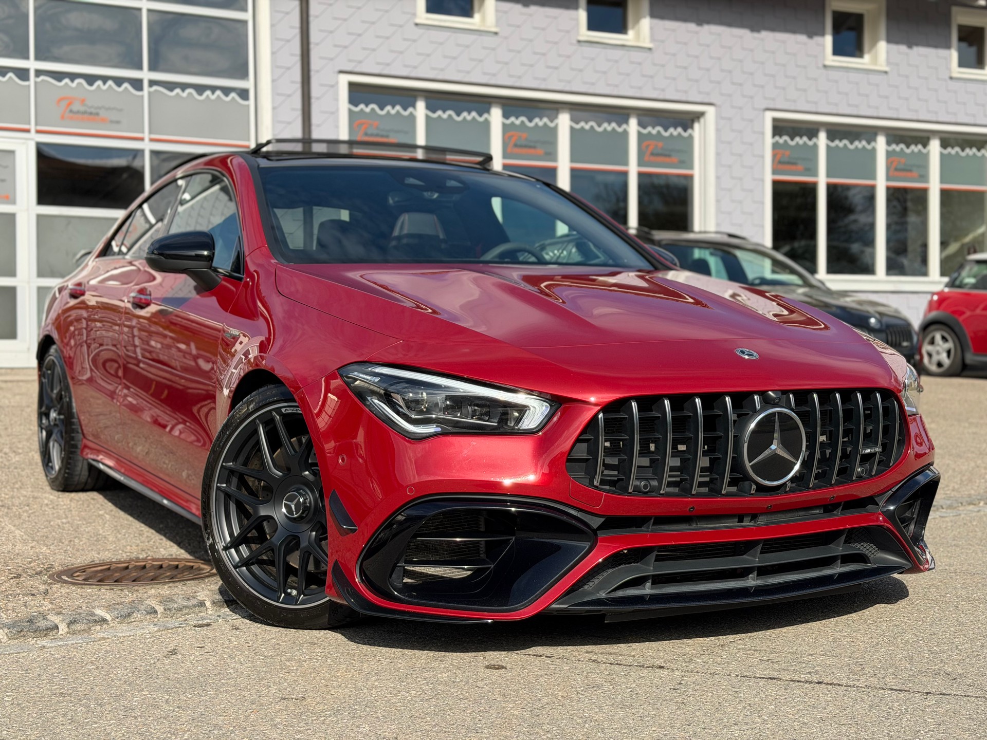 MERCEDES-BENZ CLA 45 S AMG 4Matic+ 8G-DCT *Manufaktur Patagoniarot*Vollausstattung*Mercedes Garantie bis 04.2028*-image-0