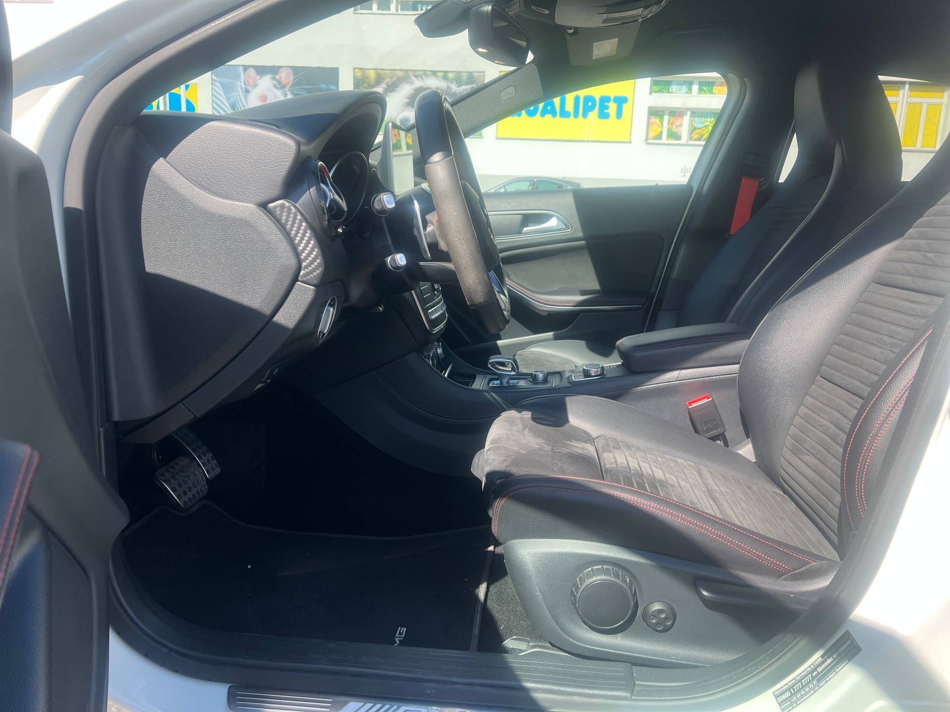 MERCEDES-BENZ A 45 AMG 4Matic Speedshift 7G-DCT-image-12