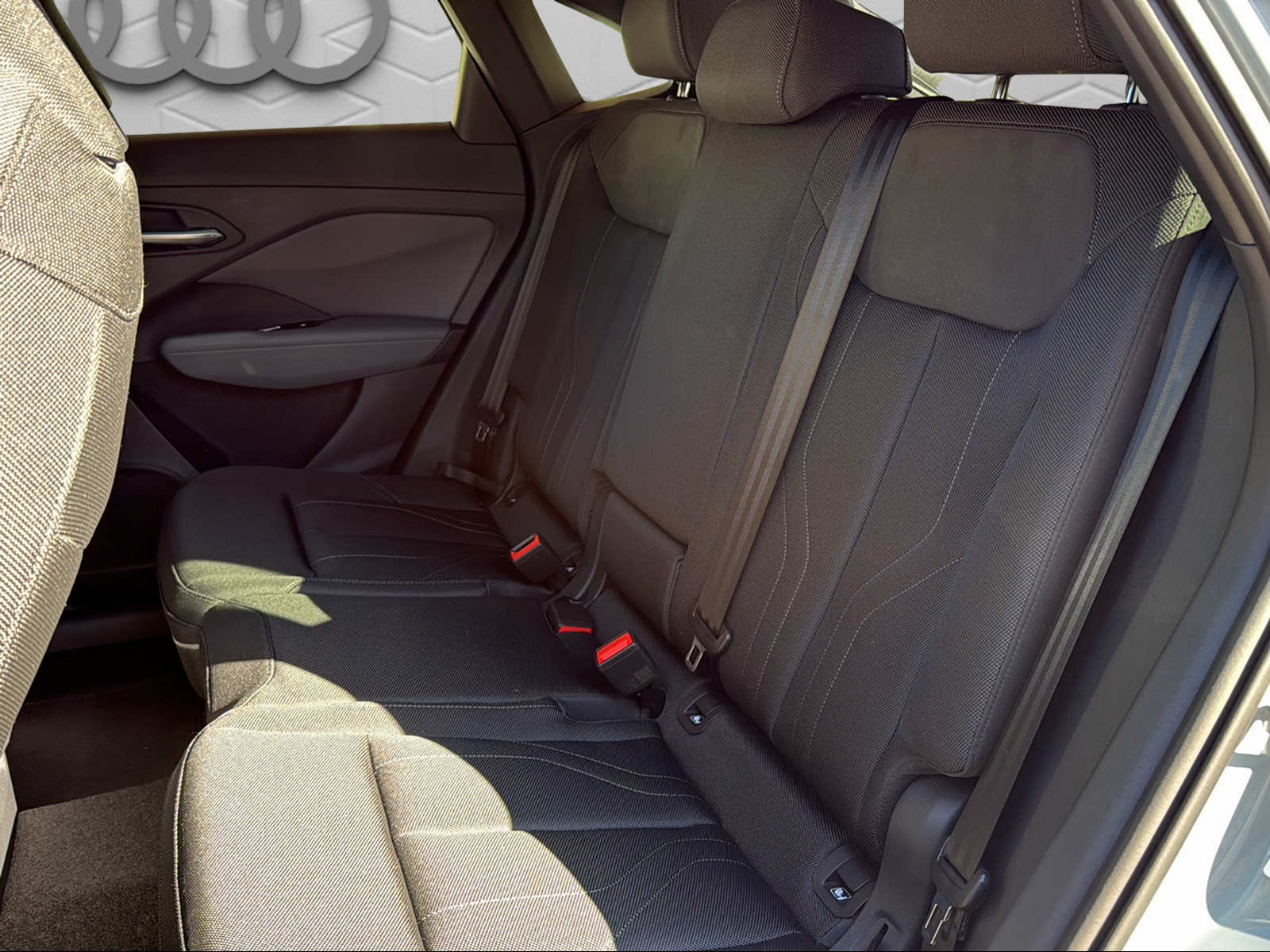 AUDI Q3 Sportback 110 kW TFSI S tronic-image-12