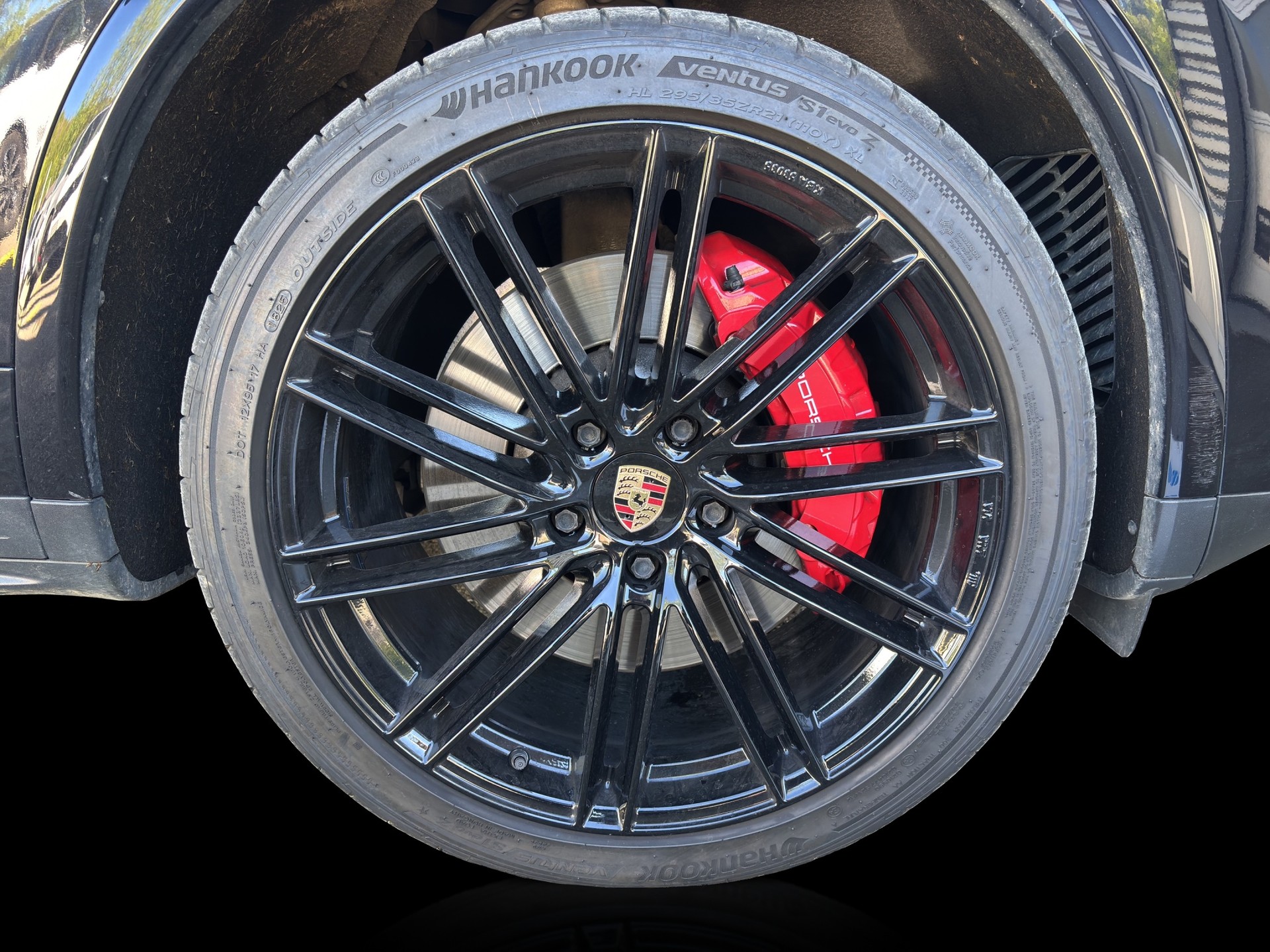 PORSCHE Cayenne Turbo-image-26