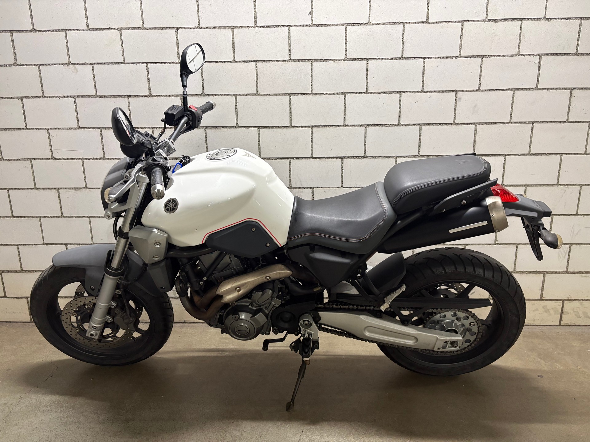 YAMAHA MT-03-image-4