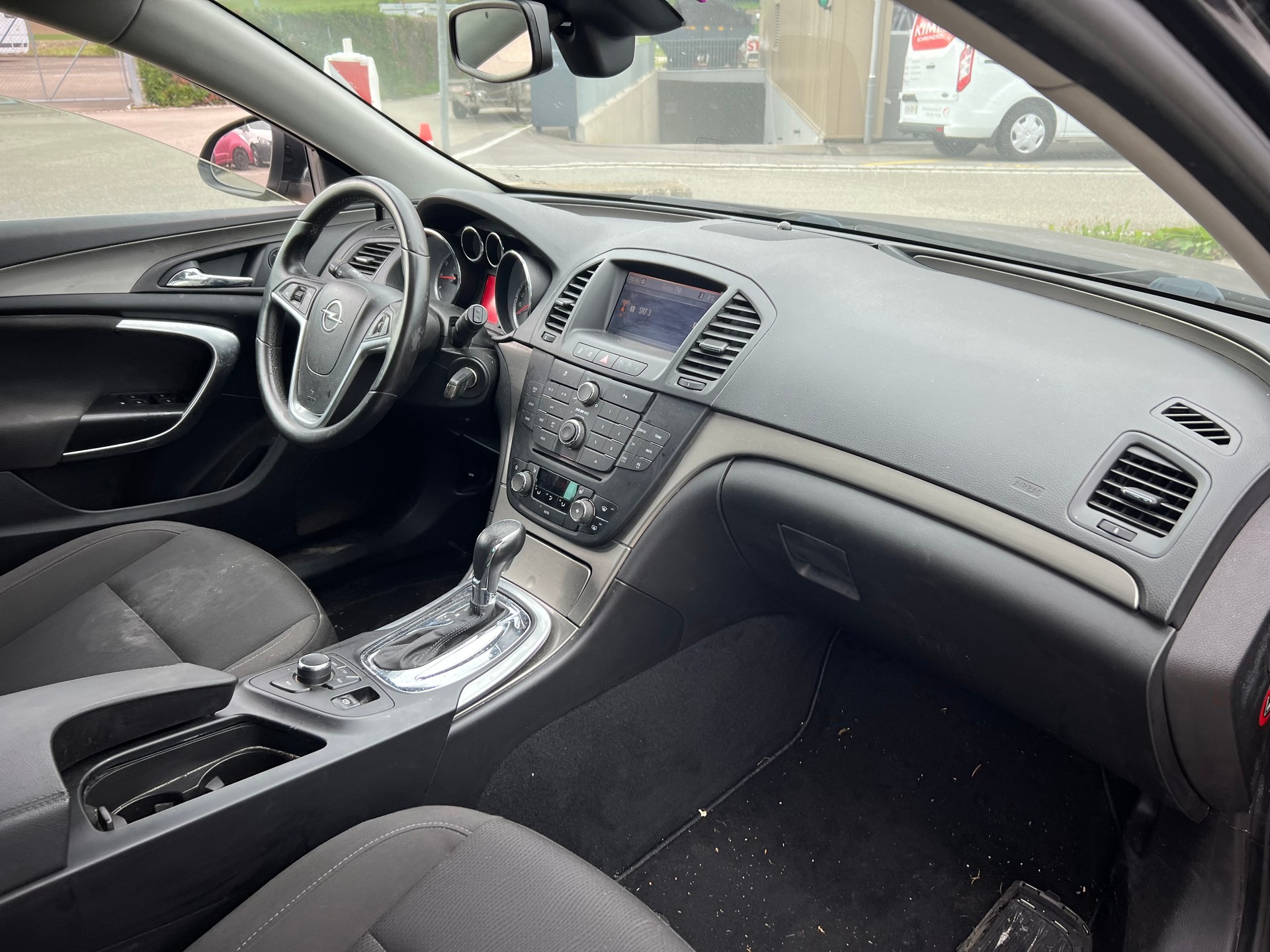 OPEL Insignia Sports Tourer 2.0 Turbo Cosmo Automatic-image-11