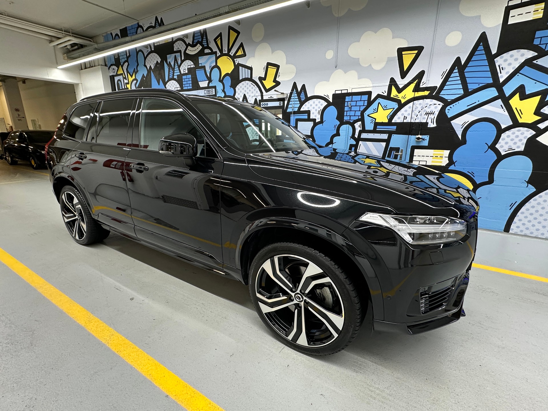 VOLVO XC90 T8 eAWD PluginHybrid Ultra Dark Geartronic-image-0