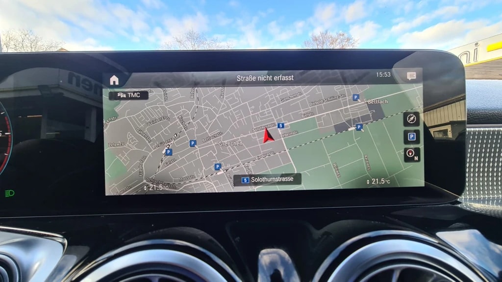MERCEDES-BENZ GLB 220 d 4Matic Progressive 8G-Tronic ** Voll-Leder ** Gr-Navi ** RF-Kamera 360° ** Panorama-Glasdach ** Anh-Kupplung **-image-9