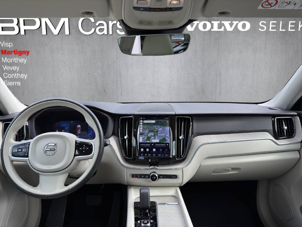VOLVO XC60 2.0 T6 TE Ultimate Dark eAWD-image-11