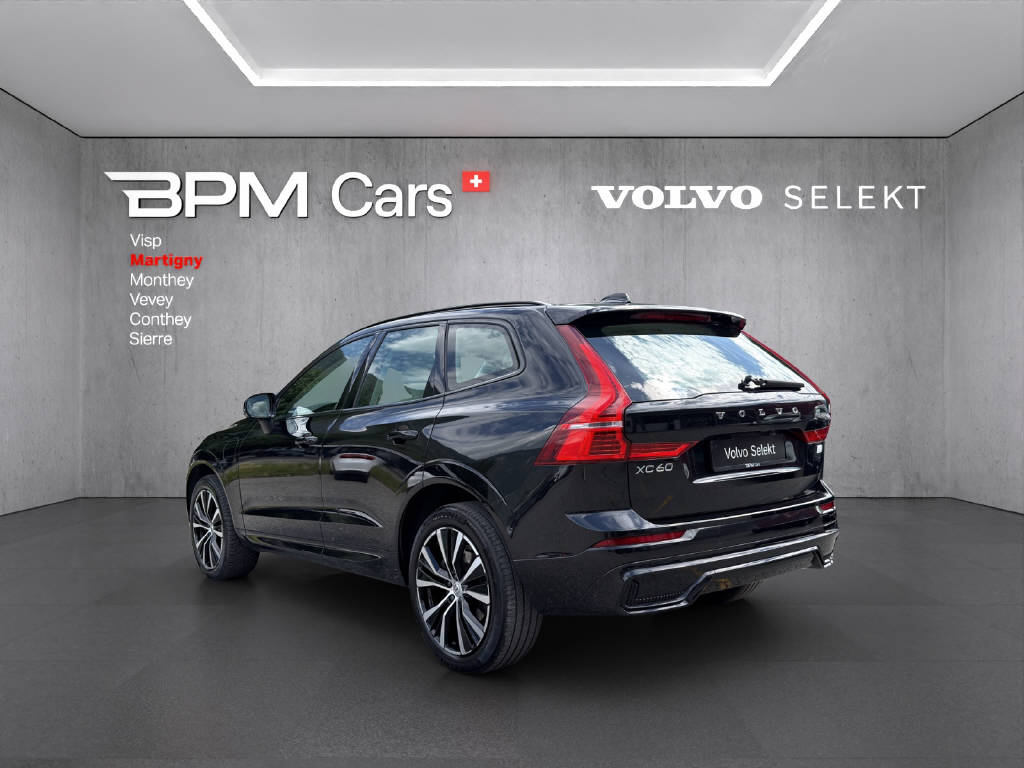 VOLVO XC60 2.0 T6 TE Ultimate Dark eAWD-showroom-element-1