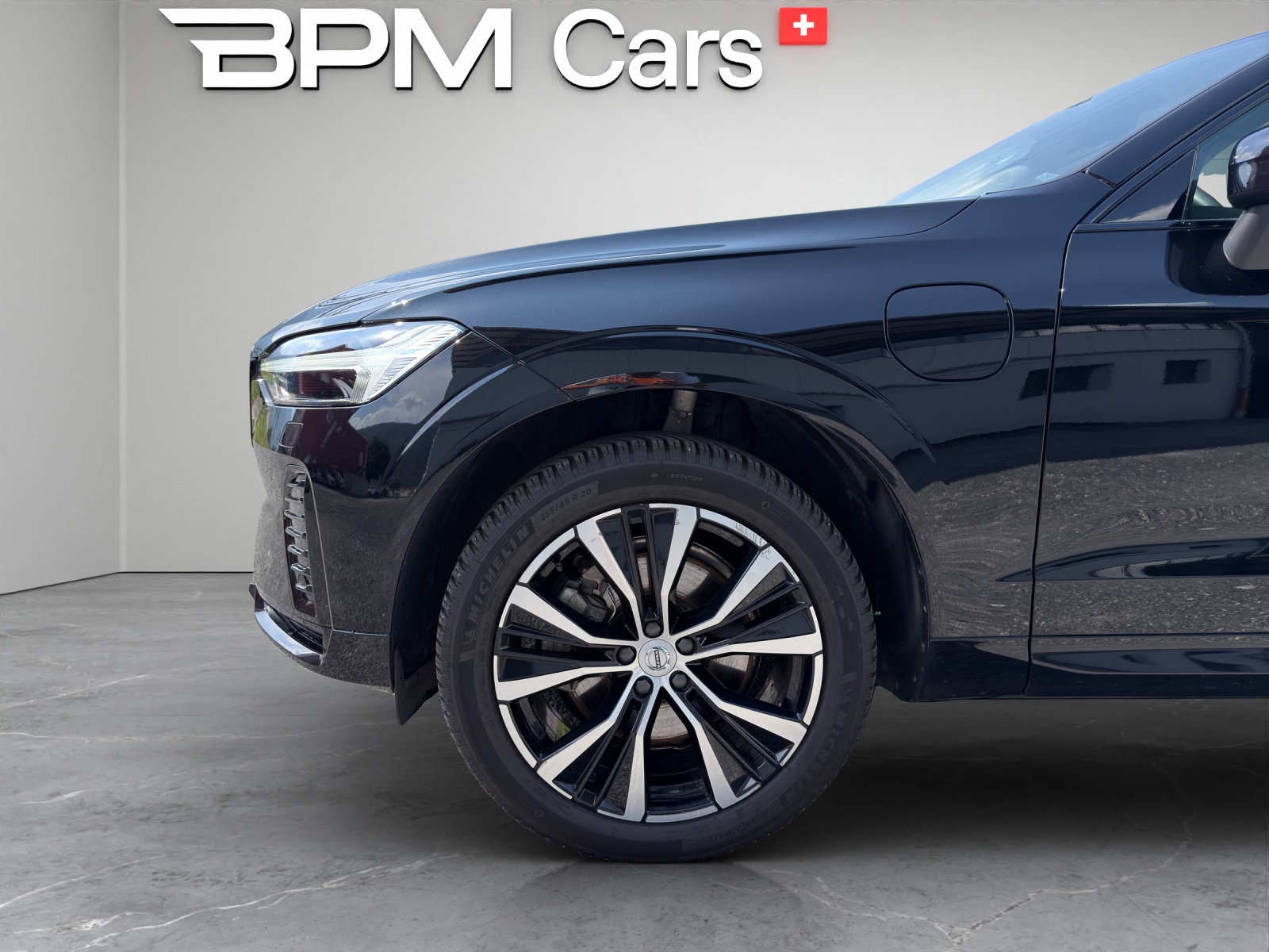 VOLVO XC60 2.0 T6 TE Ultimate Dark eAWD-image-15