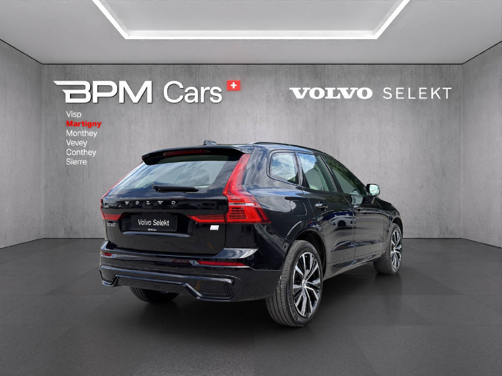 VOLVO XC60 2.0 T6 TE Ultimate Dark eAWD-showroom-element-3