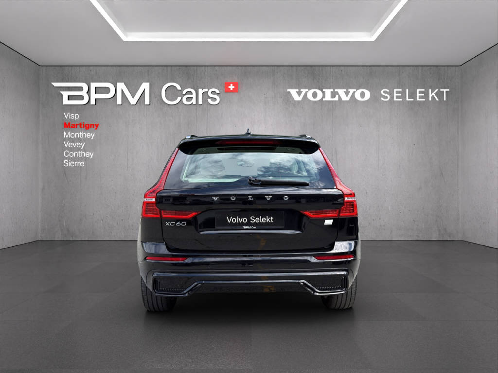 VOLVO XC60 2.0 T6 TE Ultimate Dark eAWD-showroom-element-2