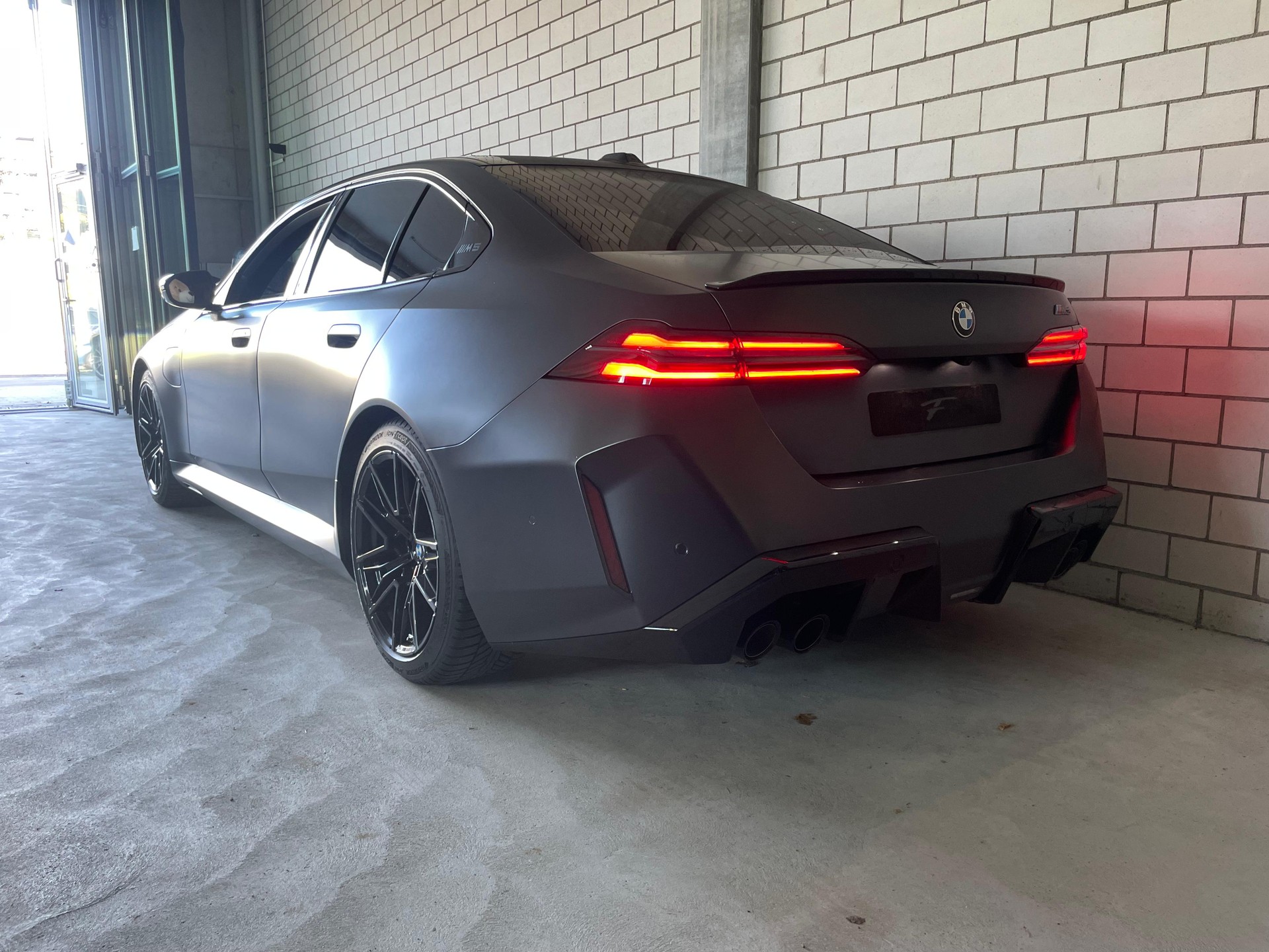 BMW M5 xDrive MANHART 910 PS / 1.200 NM-showroom-element-3