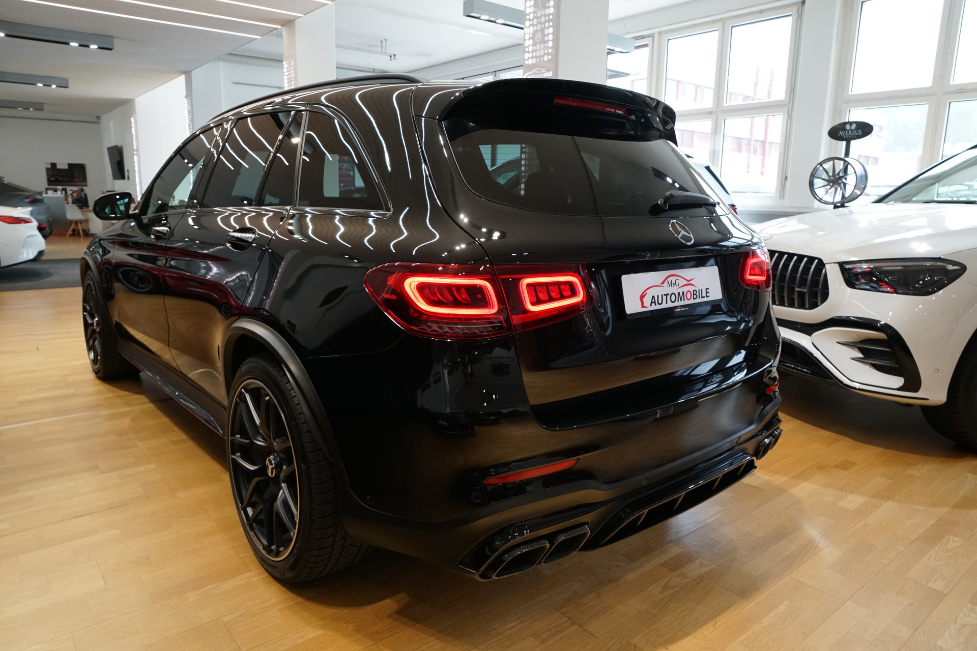 MERCEDES-BENZ GLC 63 S AMG 4Matic 9G-Tronic-image-4