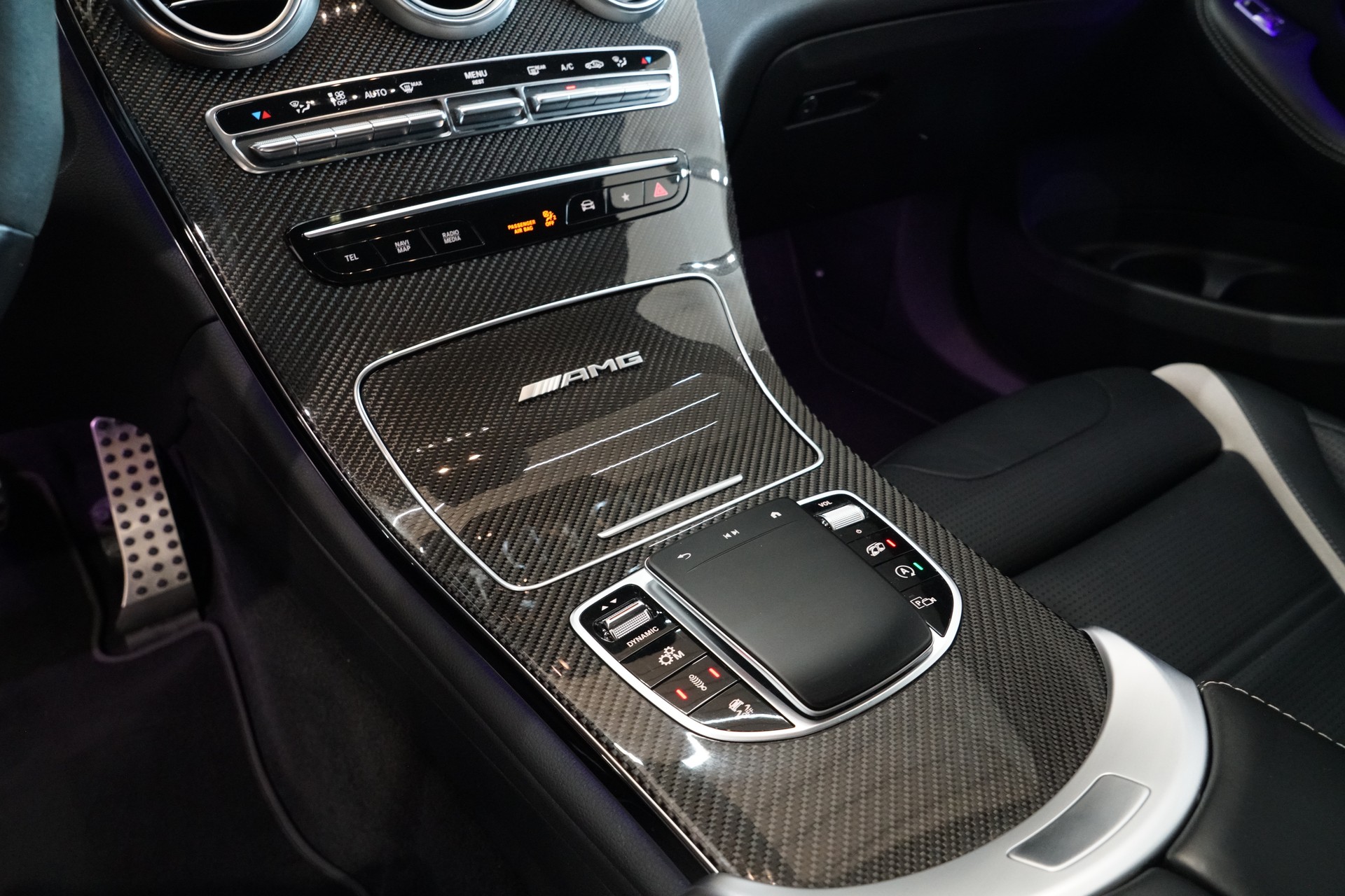 MERCEDES-BENZ GLC 63 S AMG 4Matic 9G-Tronic-image-18