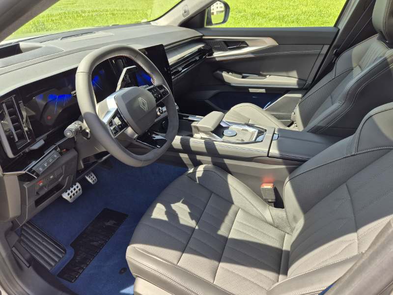 RENAULT Rafale 1.2 E-Tech Plug-in Atelier Alpine-image-4