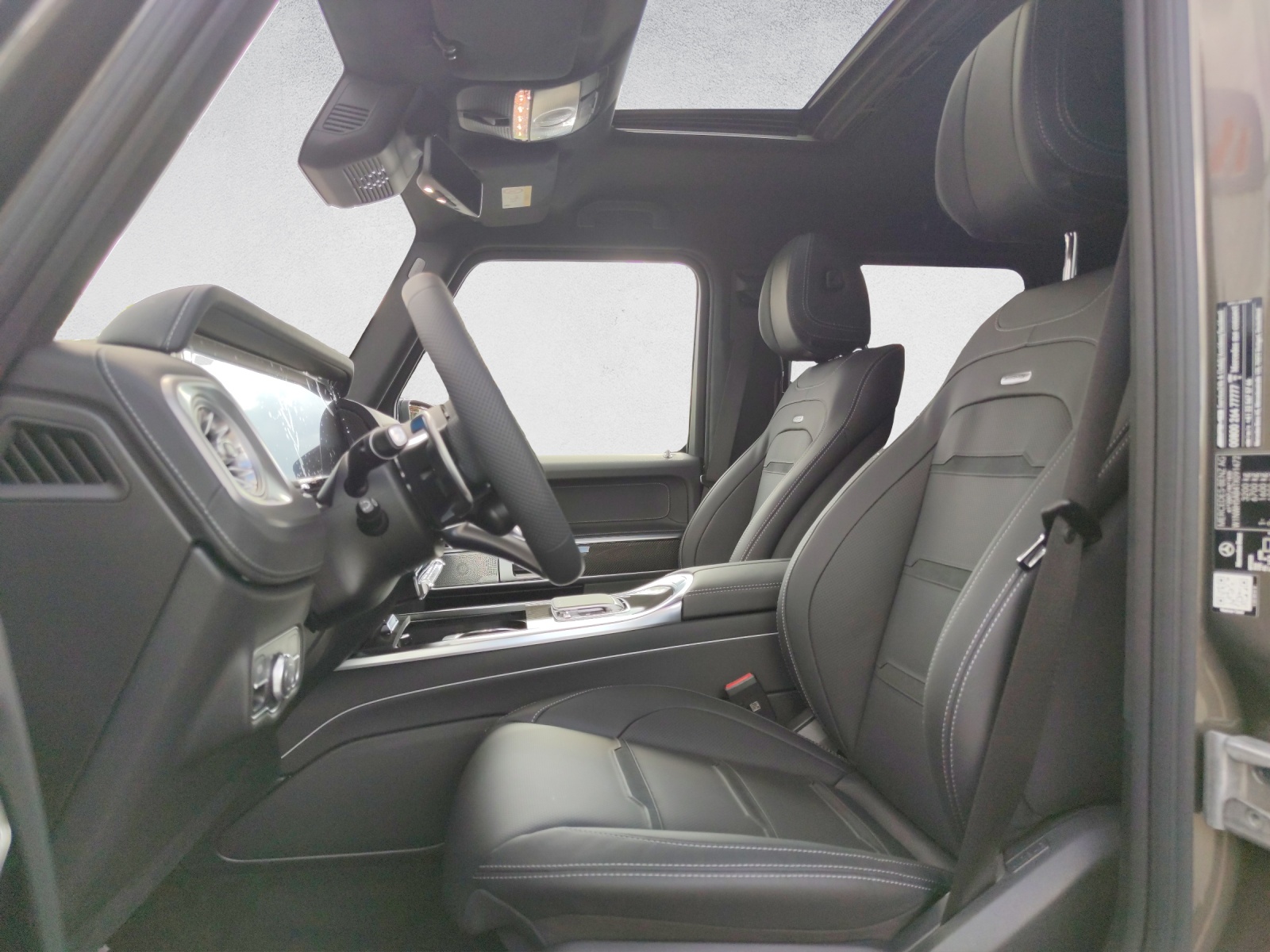 MERCEDES-BENZ G 63 AMG-image-10
