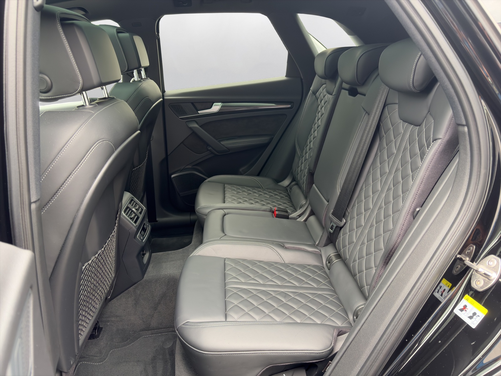 AUDI SQ5 3.0 TFSI quattro S-tronic-image-10