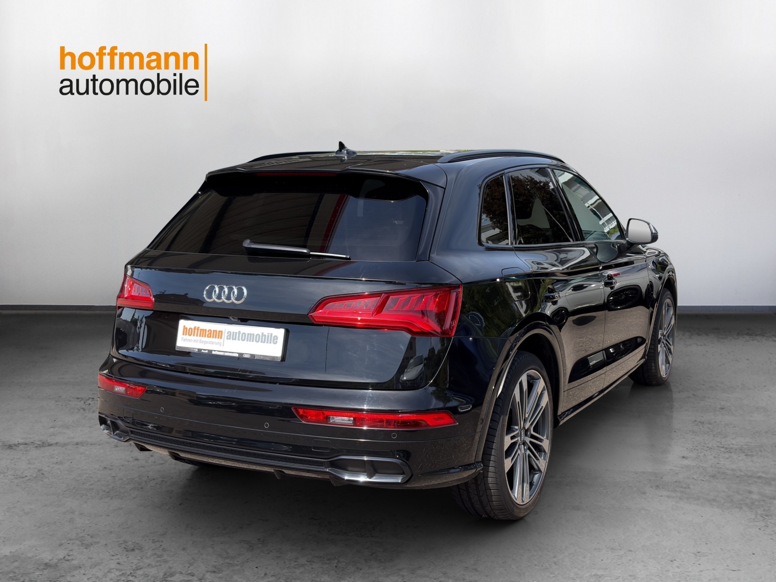 AUDI SQ5 3.0 TFSI quattro S-tronic-image-3