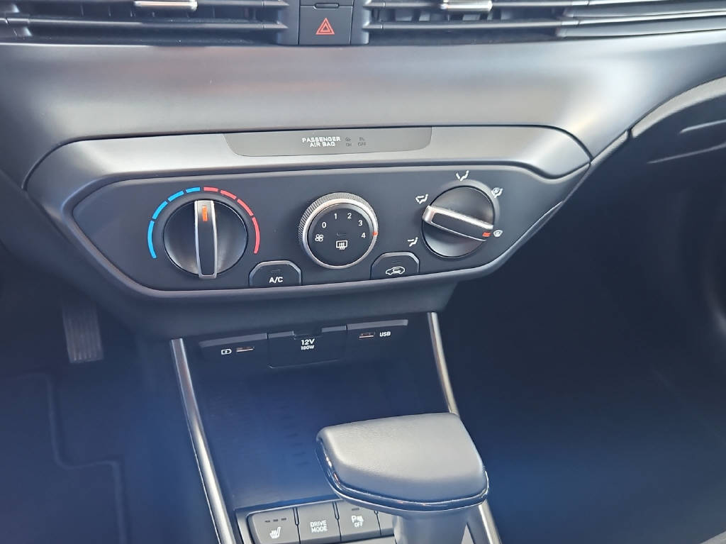 HYUNDAI i20 1.0 T-GDi Amplia-image-7