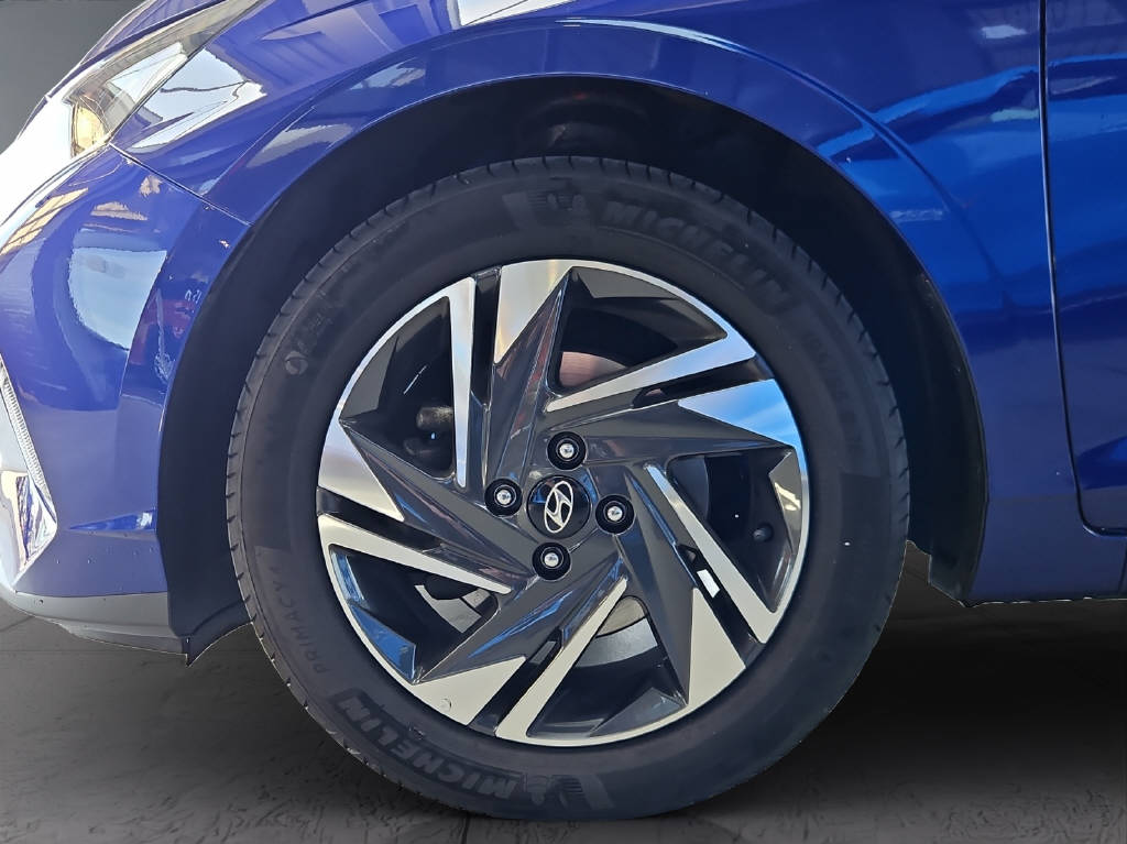 HYUNDAI i20 1.0 T-GDi Amplia-image-12