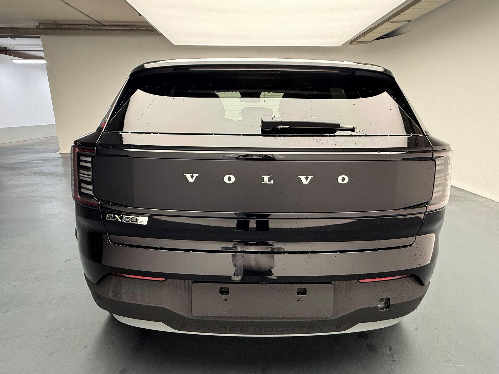 VOLVO EX30 CC E60 Twin Performance AWD-image-3