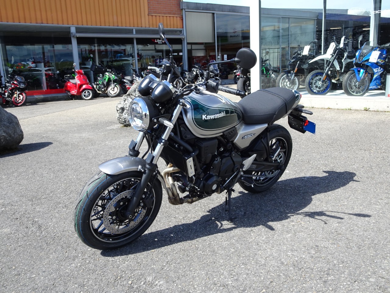 KAWASAKI Z 650 RS (35kW)-showroom-element-3