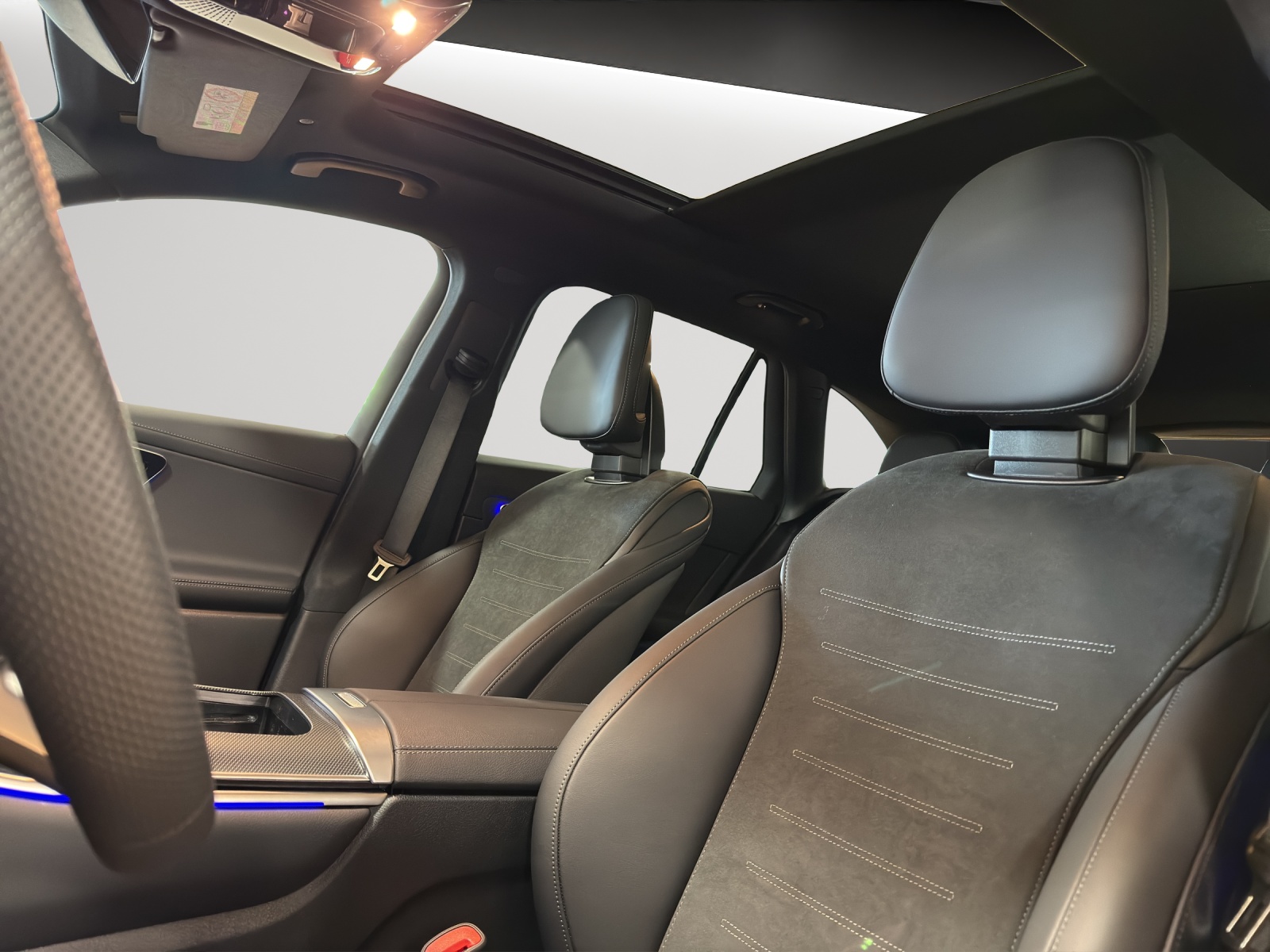 Image MERCEDES-BENZ GLC-300 GLC 300 e 4Matic EQ Star 9G-Tronic