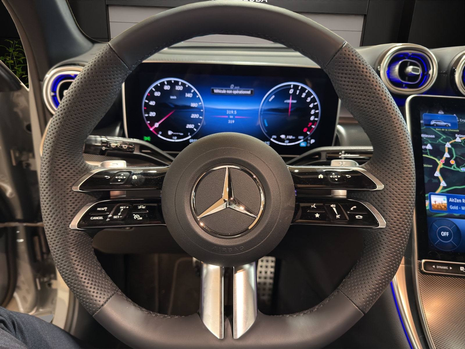 MERCEDES-BENZ GLC 300 e 4Matic EQ Star 9G-Tronic-image-12