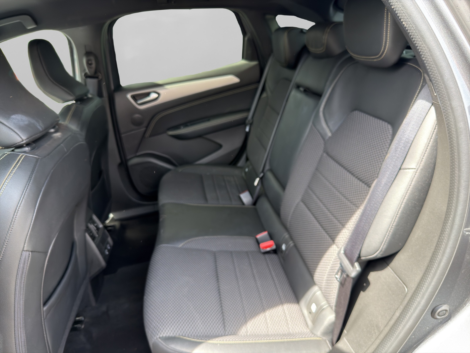 RENAULT Arkana 1.3 TCe techno EDC-image-8