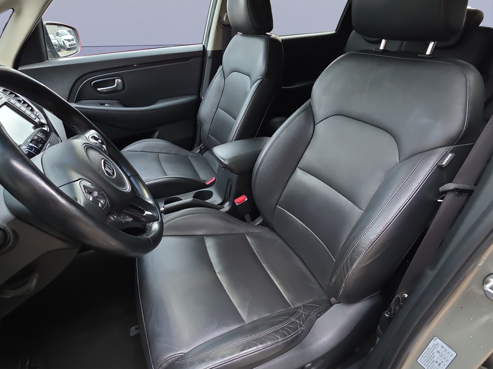 KIA Carens 1.7 CRDi Swiss Eco Edition / mit Anhängerkupplung / ab MFK-image-8
