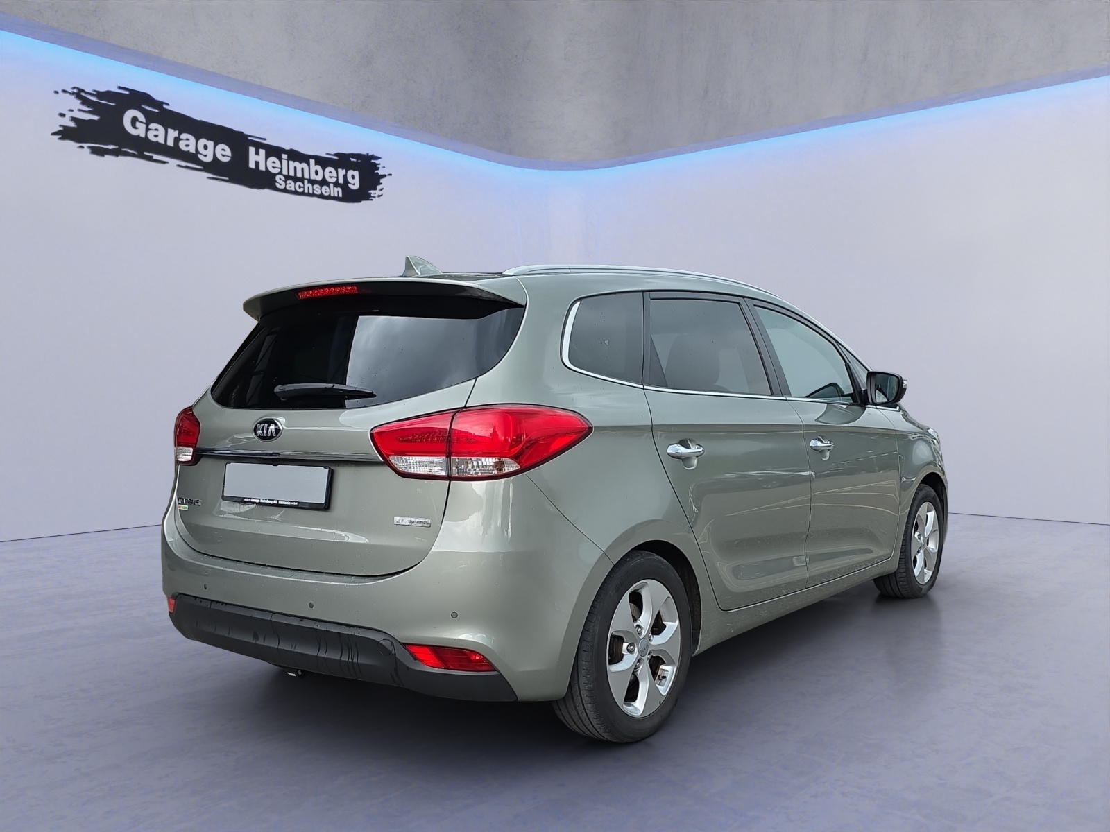 KIA Carens 1.7 CRDi Swiss Eco Edition / mit Anhängerkupplung / ab MFK-image-4