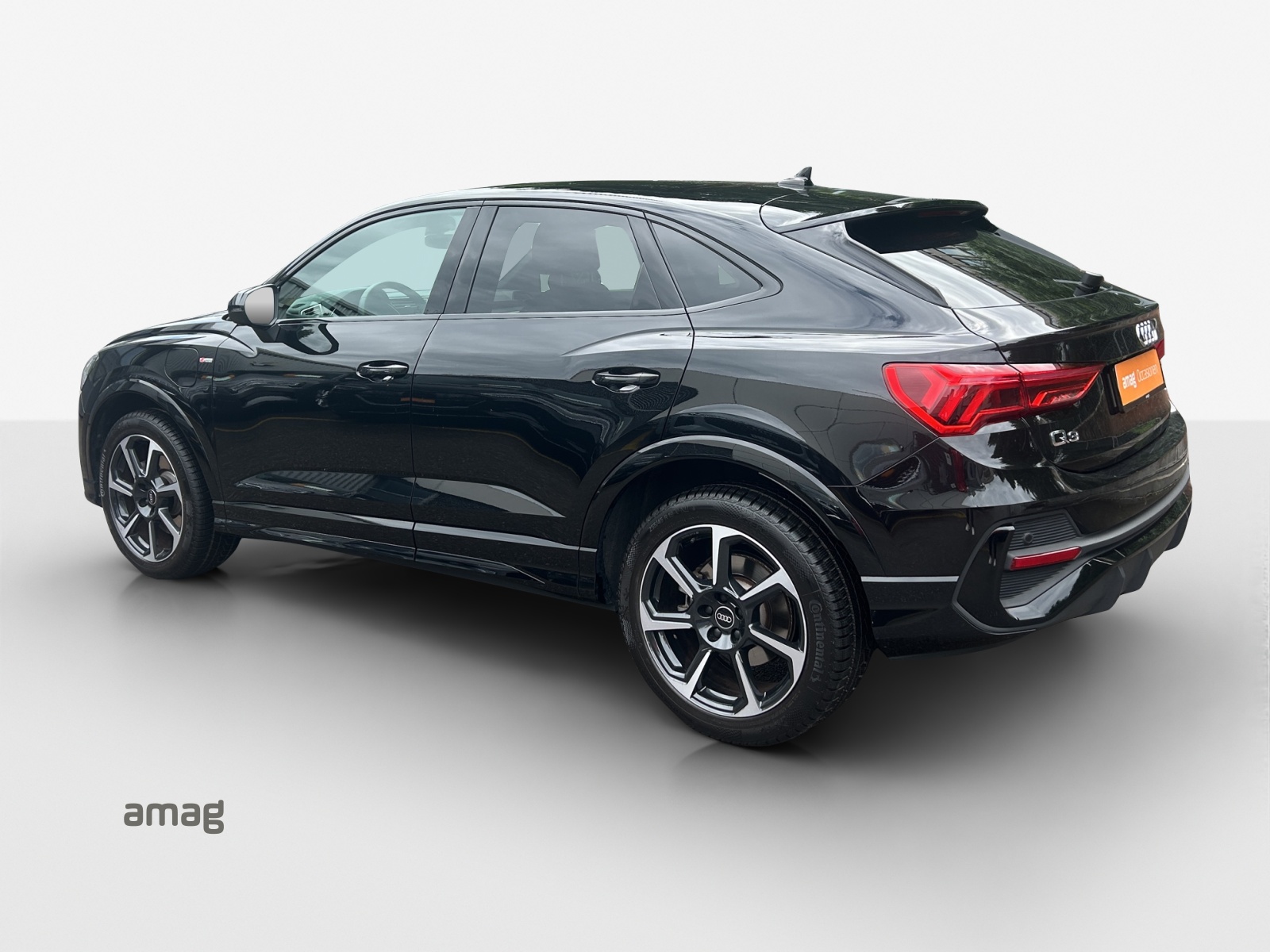 AUDI Q3 Sportback 45 TFSI e S line S-tronic-image-2