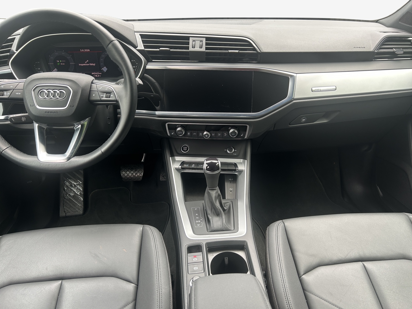 AUDI Q3 Sportback 45 TFSI e S line S-tronic-image-10