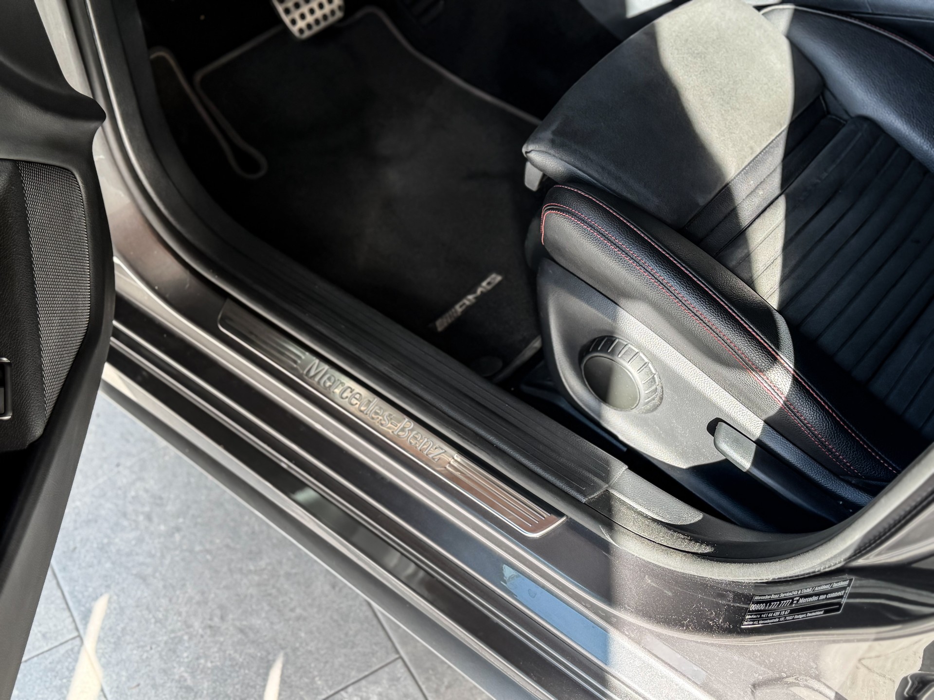 MERCEDES-BENZ CLA Shooting Brake 250 AMG Line 4Matic 7G-DCT-image-9