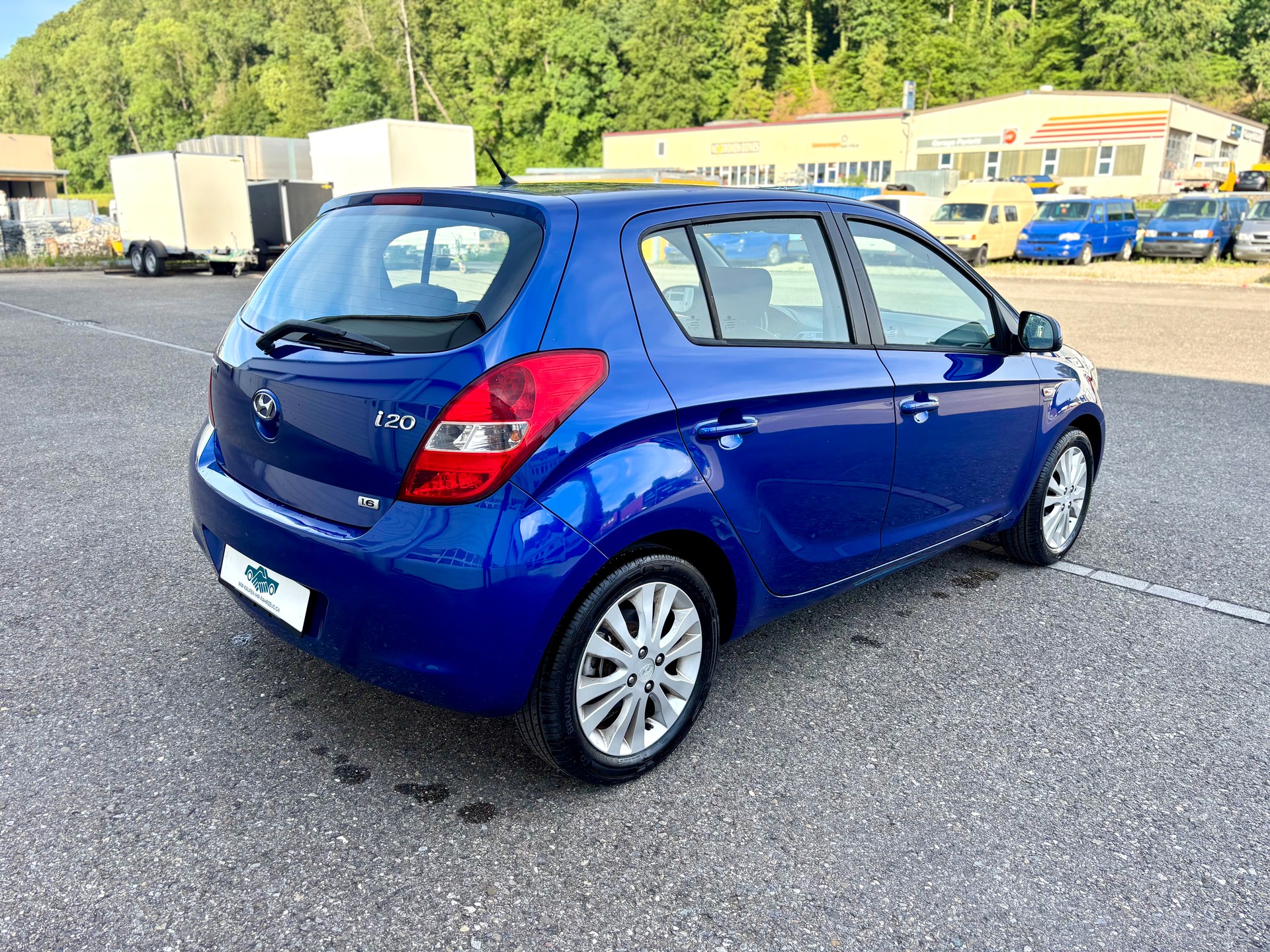 HYUNDAI i20 1.6 Premium Automatic-image-3