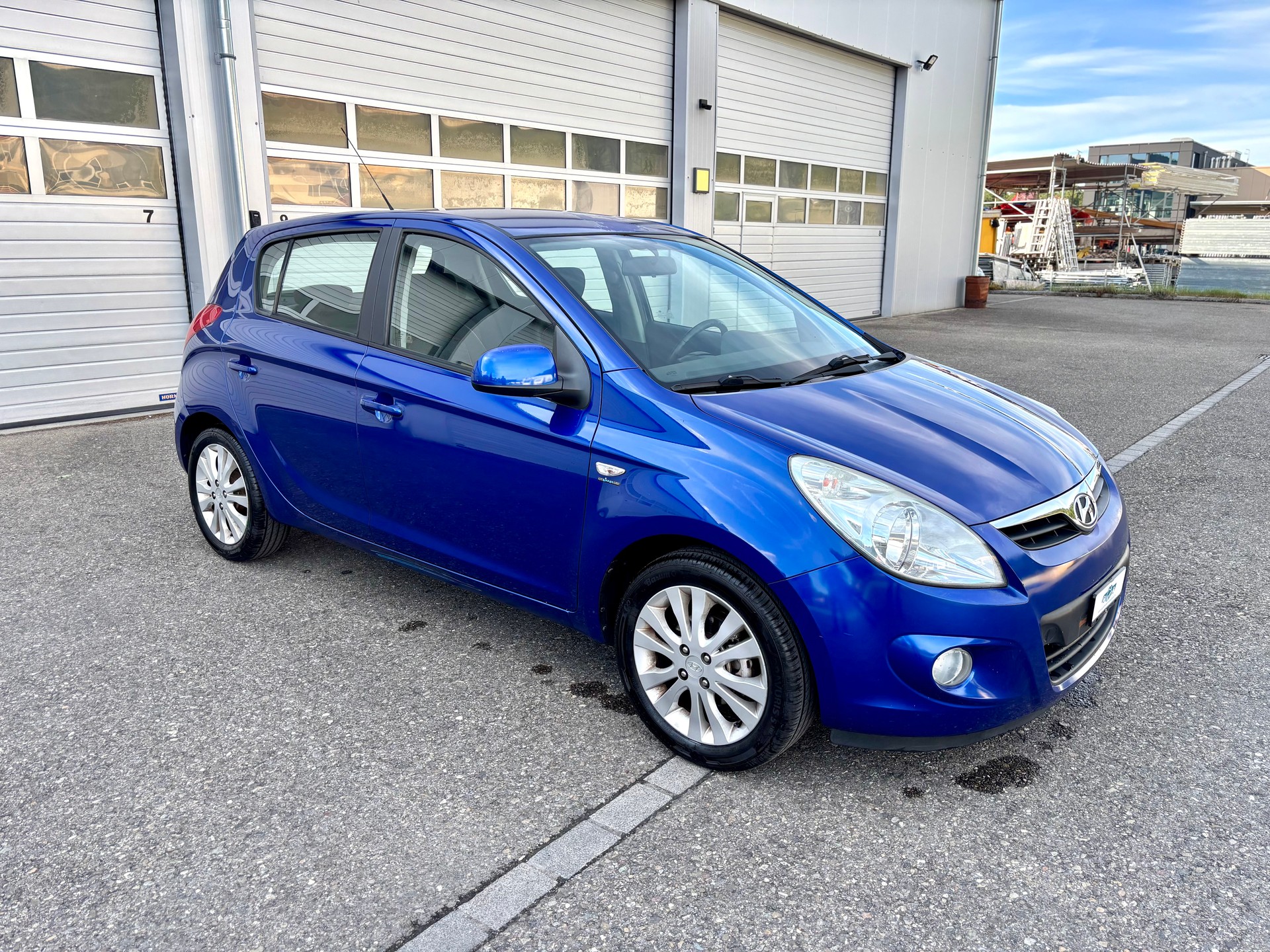 HYUNDAI i20 1.6 Premium Automatic-image-2