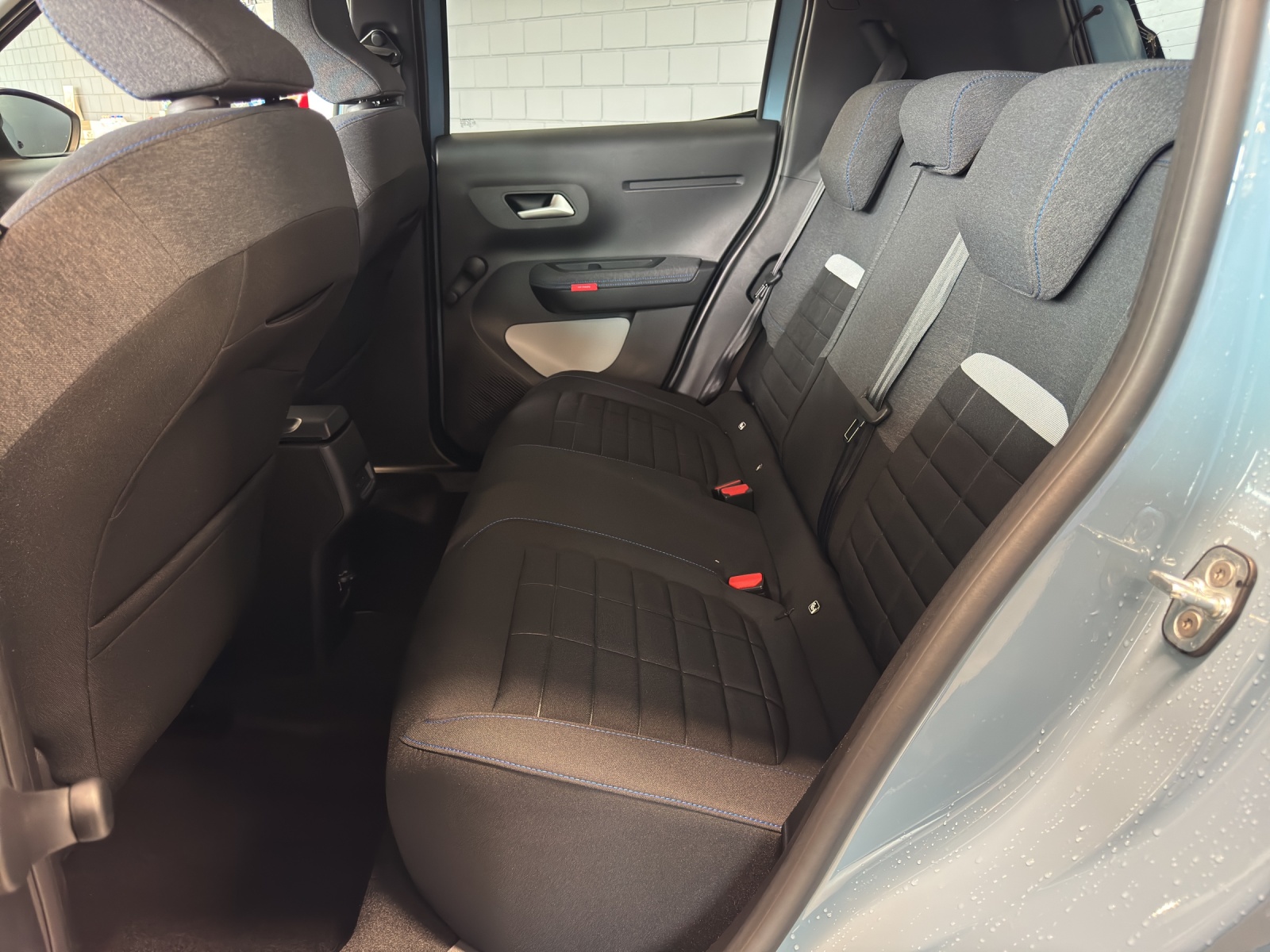 CITROEN C3 1.2 Hybrid Tonic Automat-image-13