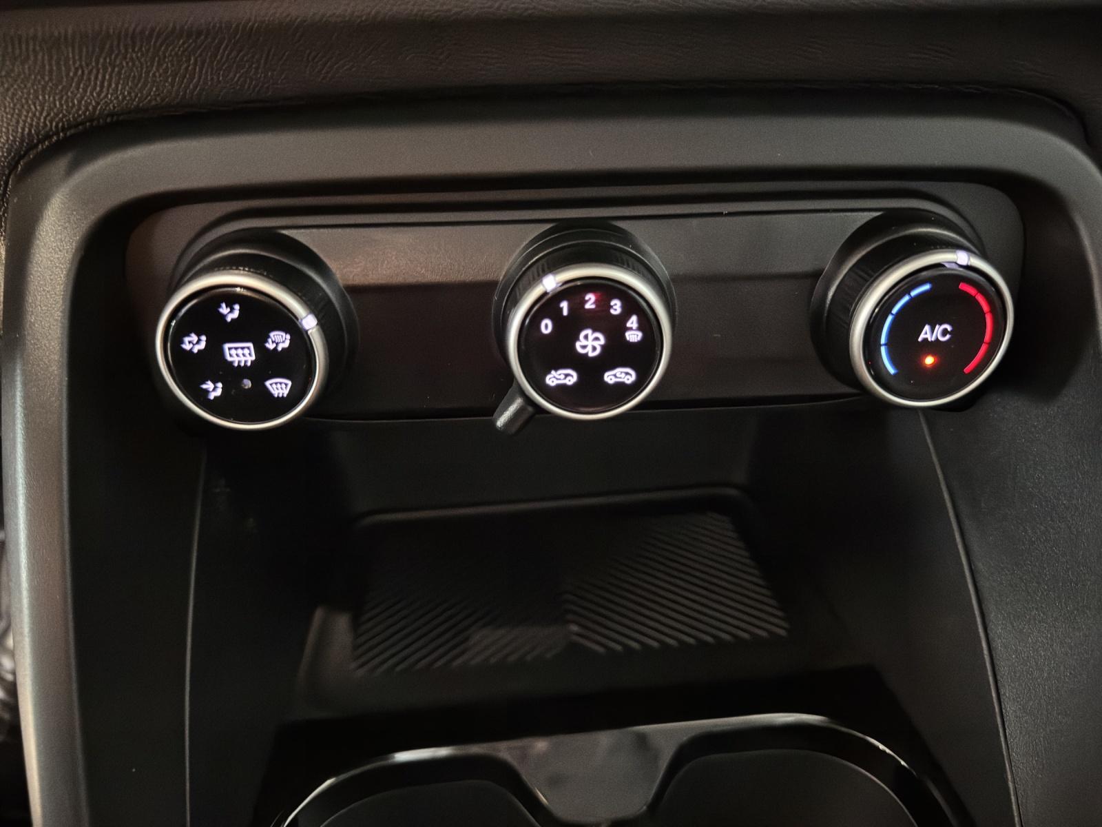 CITROEN C3 1.2 Hybrid Tonic Automat-image-31