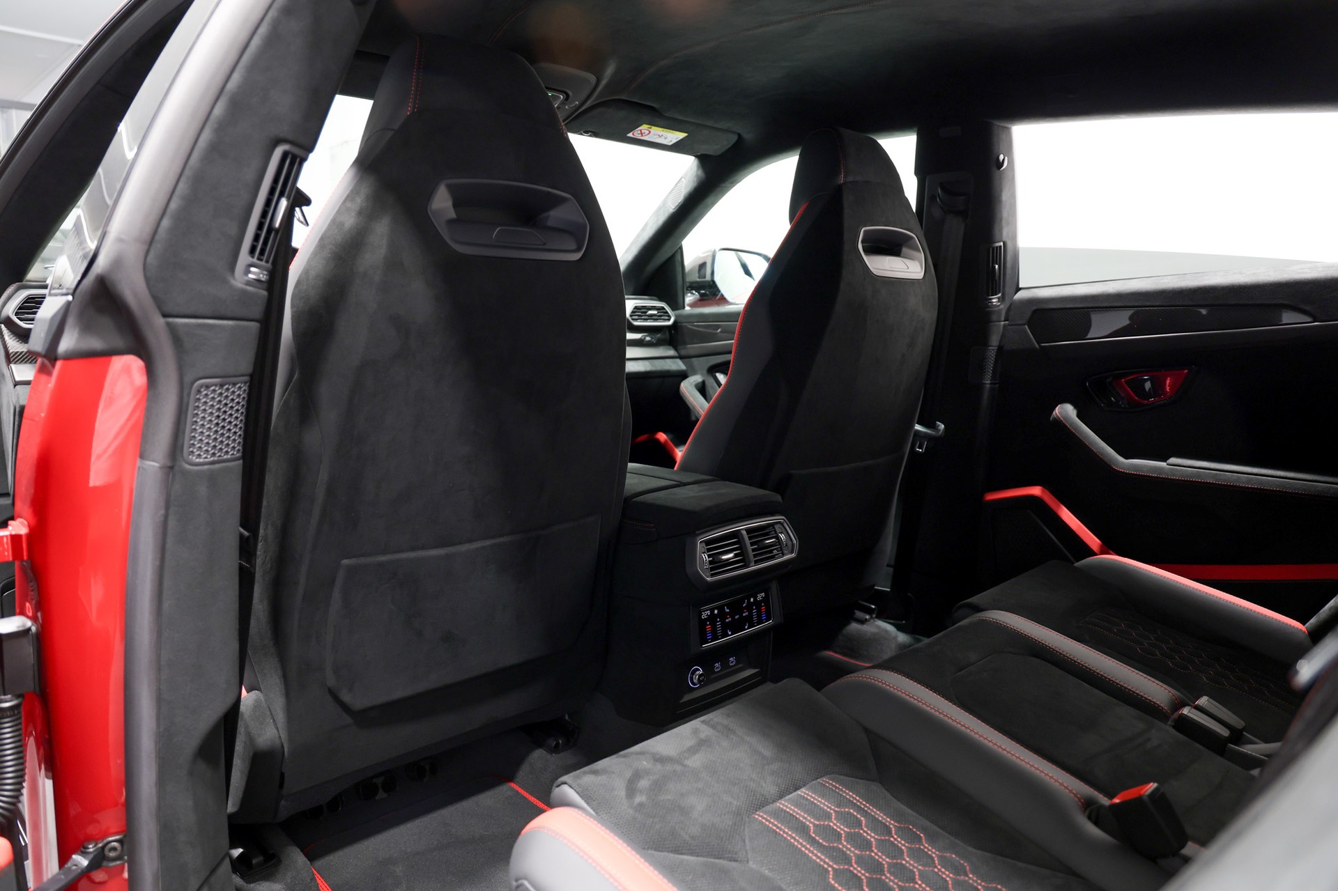 LAMBORGHINI Urus Performante *CH-Fahrzeug*Werksgarantie bis 01.2027*frisch ab Lamborghini Service*-image-19