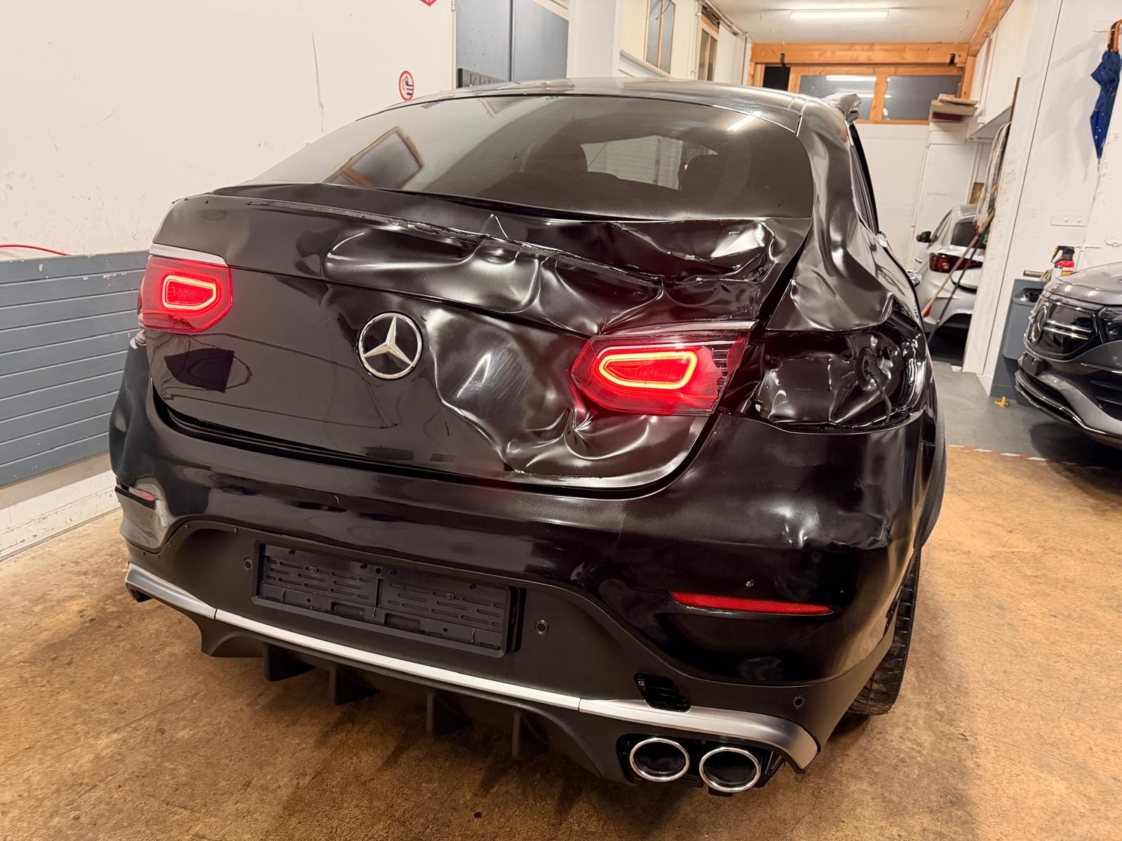 MERCEDES-BENZ GLC Coupé 43 AMG 4Matic 9G-Tronic-image-3