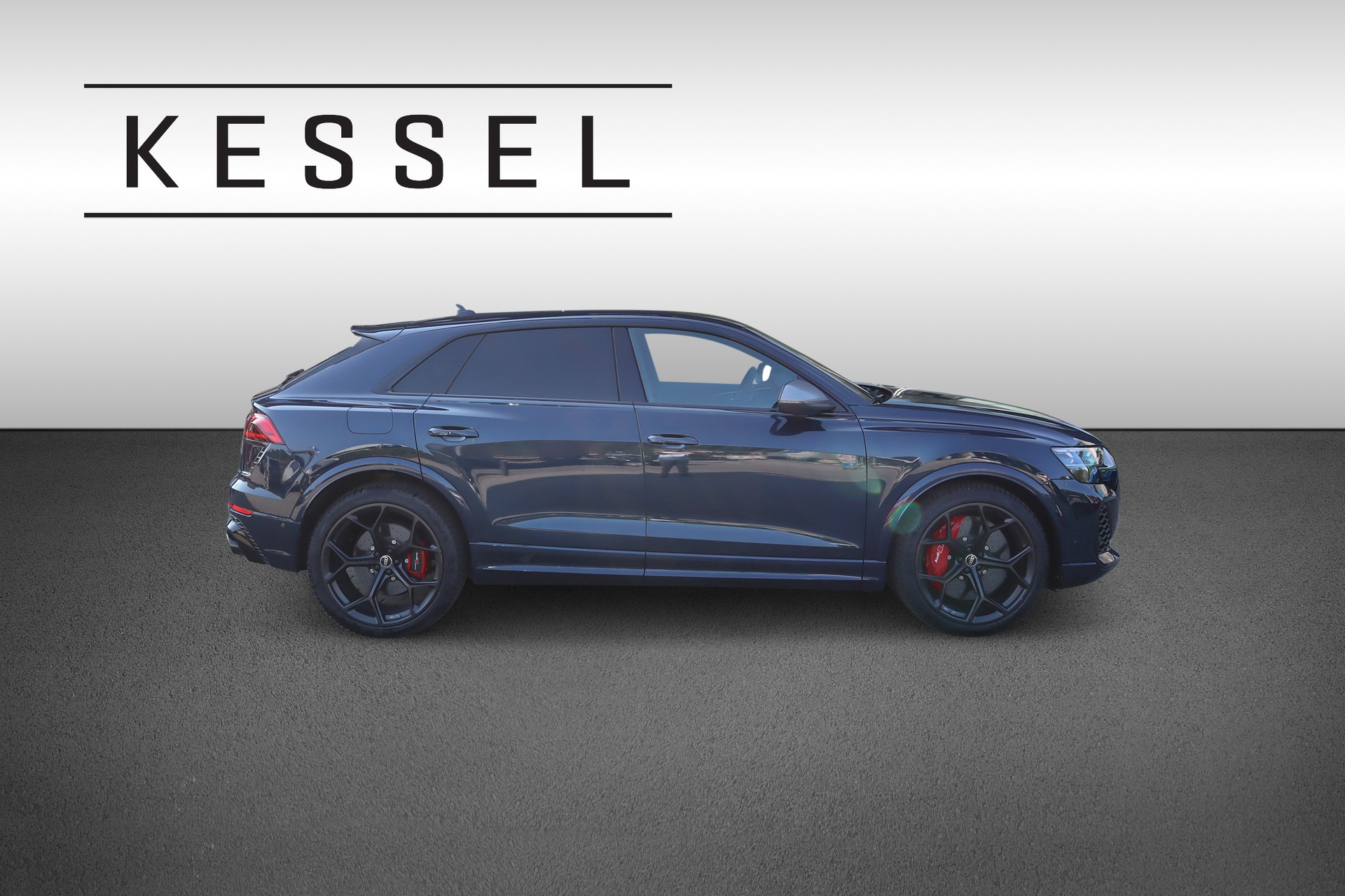 AUDI RSQ8 performance quattro-image-7
