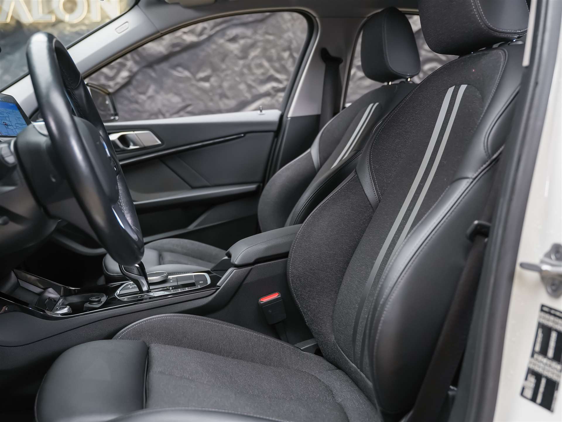 BMW 118i Sport Line Steptronic *Abstandsregler*Harman/Kardon*Sitzheizung*-image-8