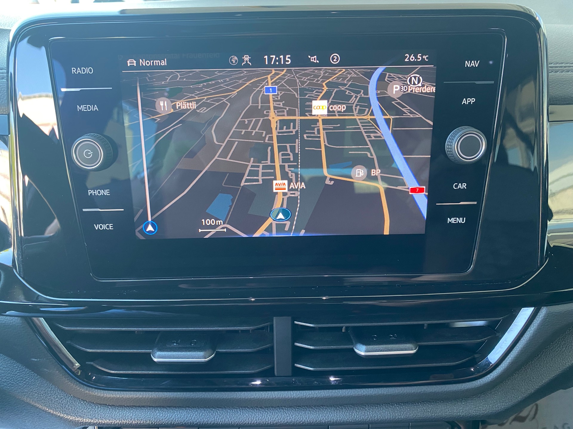 VW T-Roc 2.0 TSI 190PS R-Line Black-Style DSG 4Motion Top-Ausstattung **Modell 2024**-image-10
